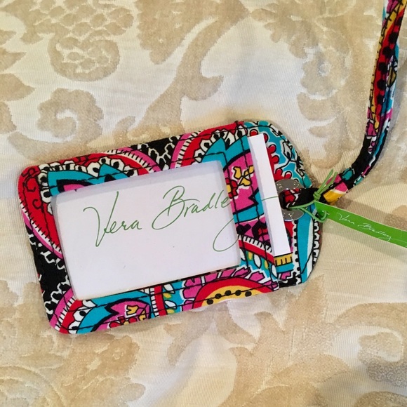 Vera Bradley Accessories - HP #19 🎉🎉🎉Brand new Vera Bradley luggage tag.